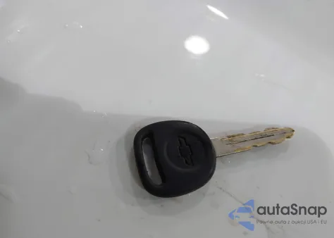 2004 Chevrolet Avalanche 1500 из США, поврежденный, VIN 3GNEK12T24G210296